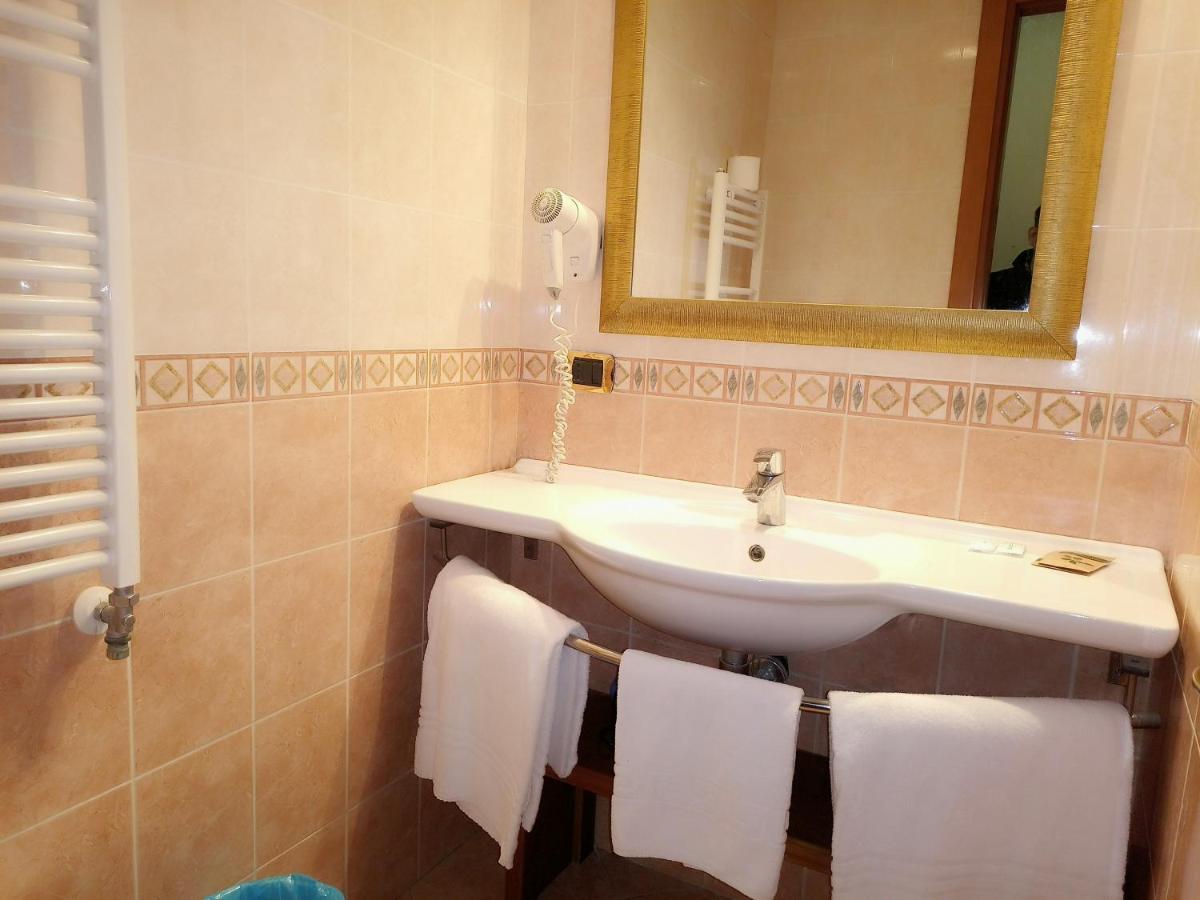 Hotel Positano Рим Экстерьер фото